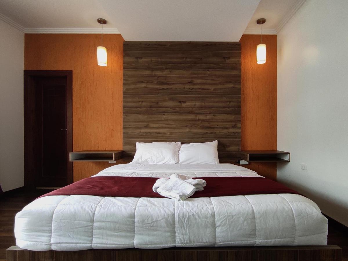 Hostal Nizza Куэнка Экстерьер фото