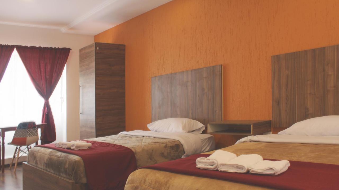Hostal Nizza Куэнка Экстерьер фото